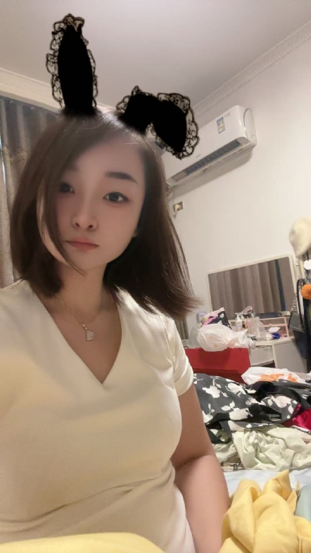 悠然的第四张照片--襄阳闪婚服务中心
